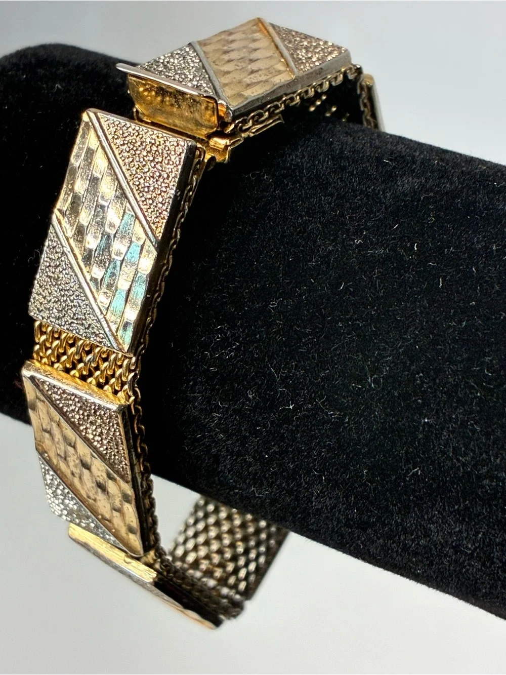 VTG Gold and Silver Tone Textured Link Bracelet SMALL  - Women Jewelry